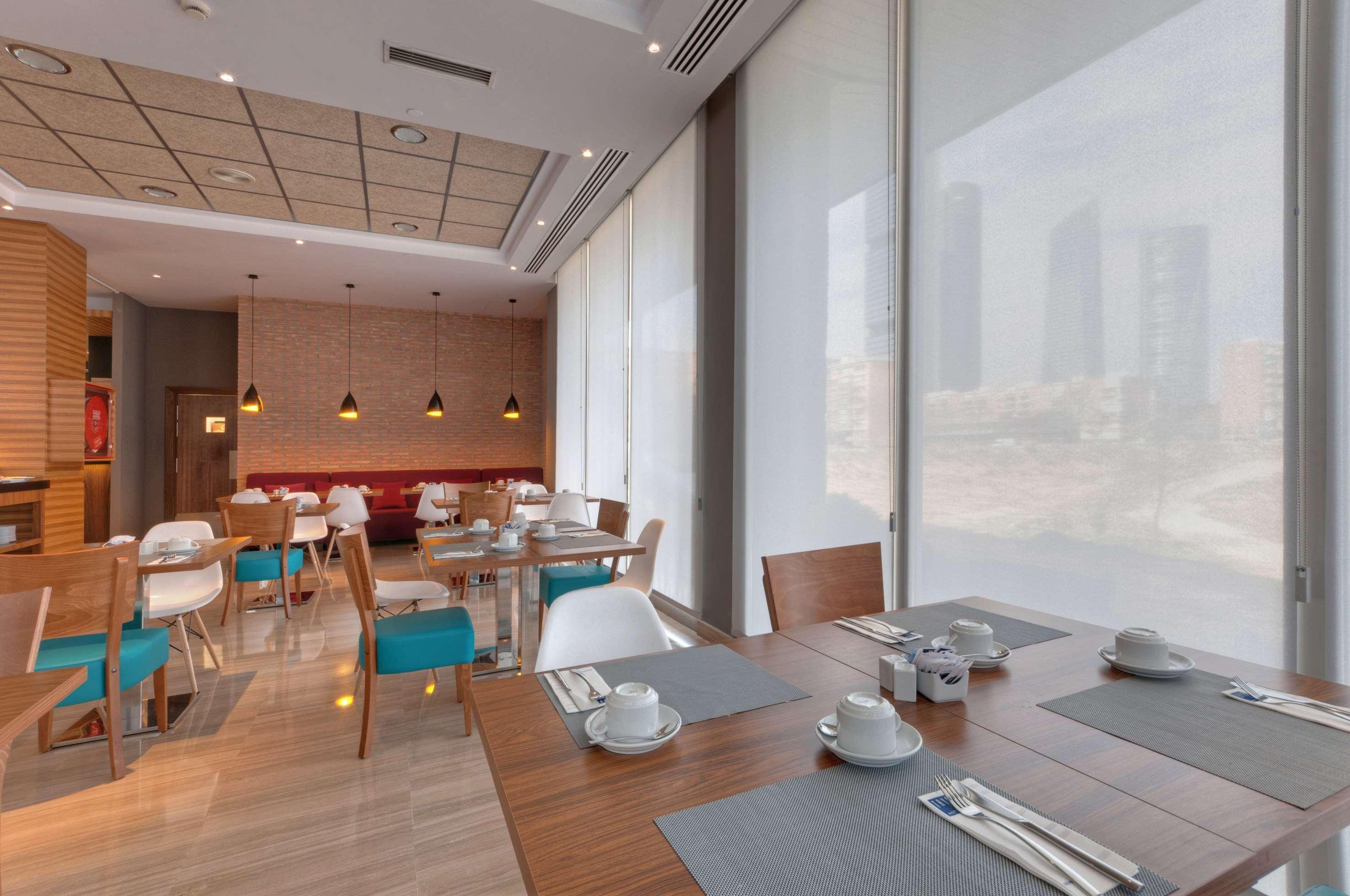 Hotel Chamartin, Affiliated By Melia Madryt