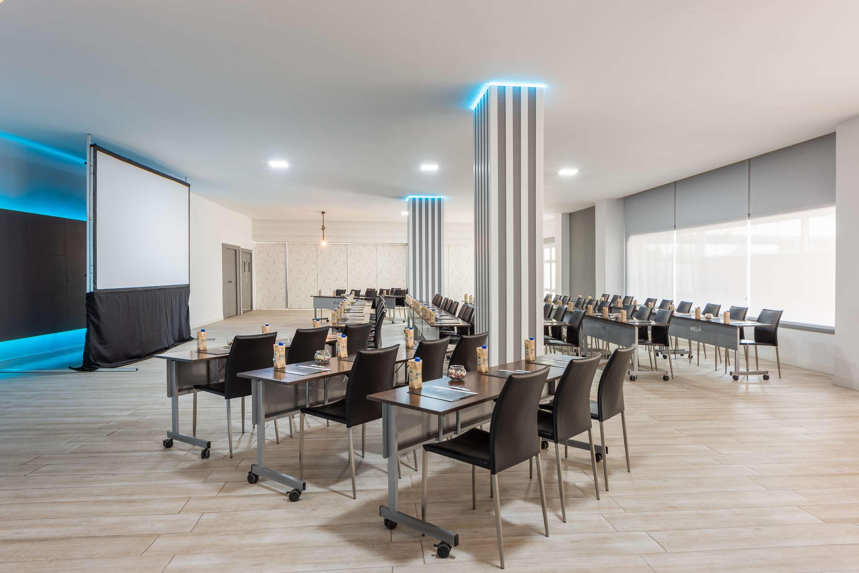 Chamartin, Affiliated By Melia Hotel Madryt